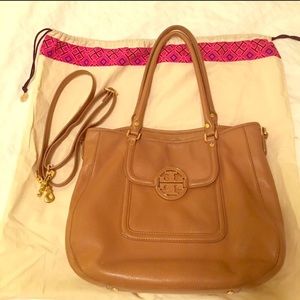 Tory Burch Leather Amanda Classic Hobo Bag